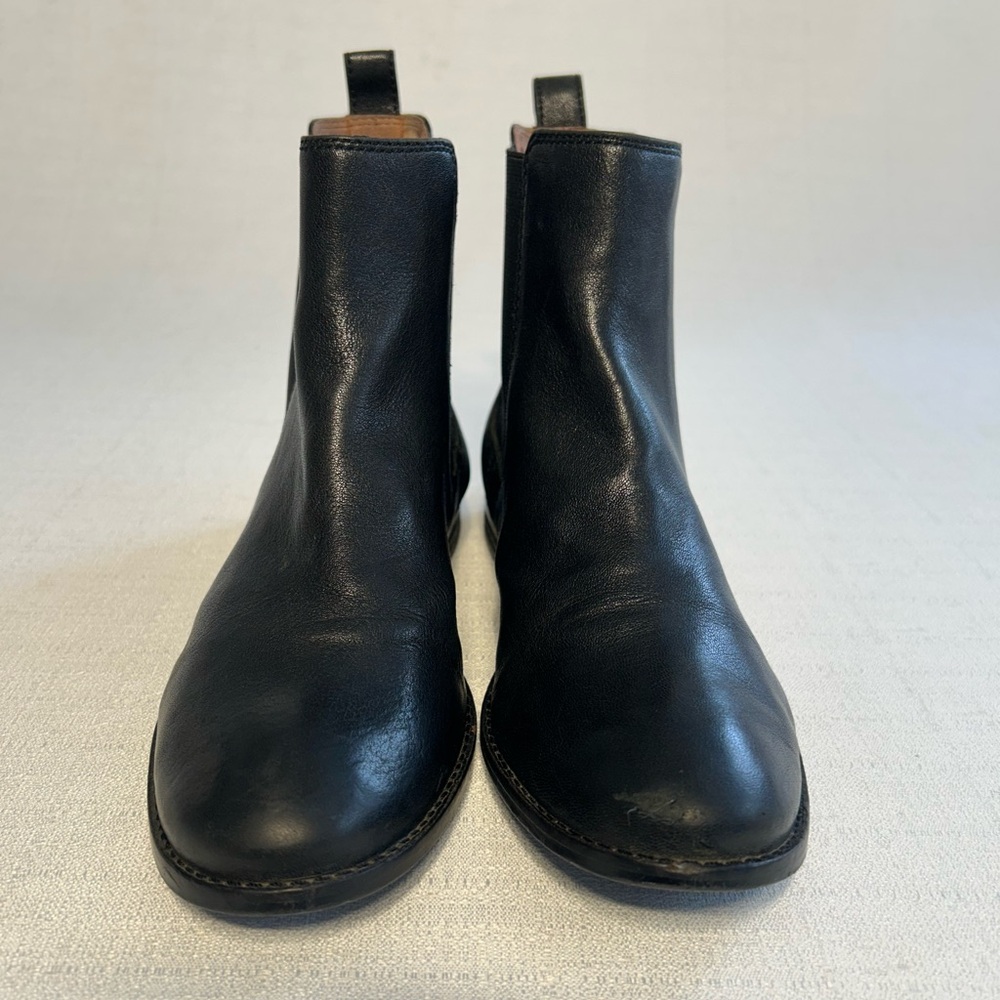 Frye Carly Chelsea Women’s Leather Boots Size